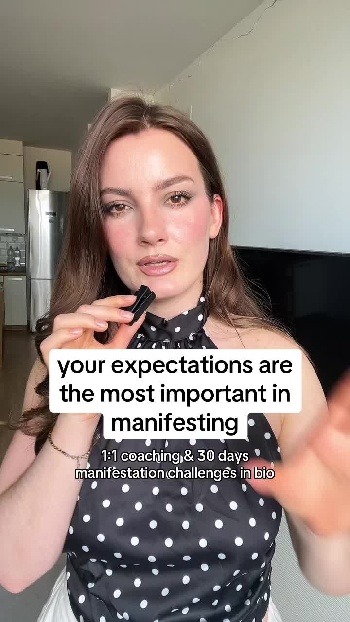 @YT: Ana&rsquo;s Journey 🎀