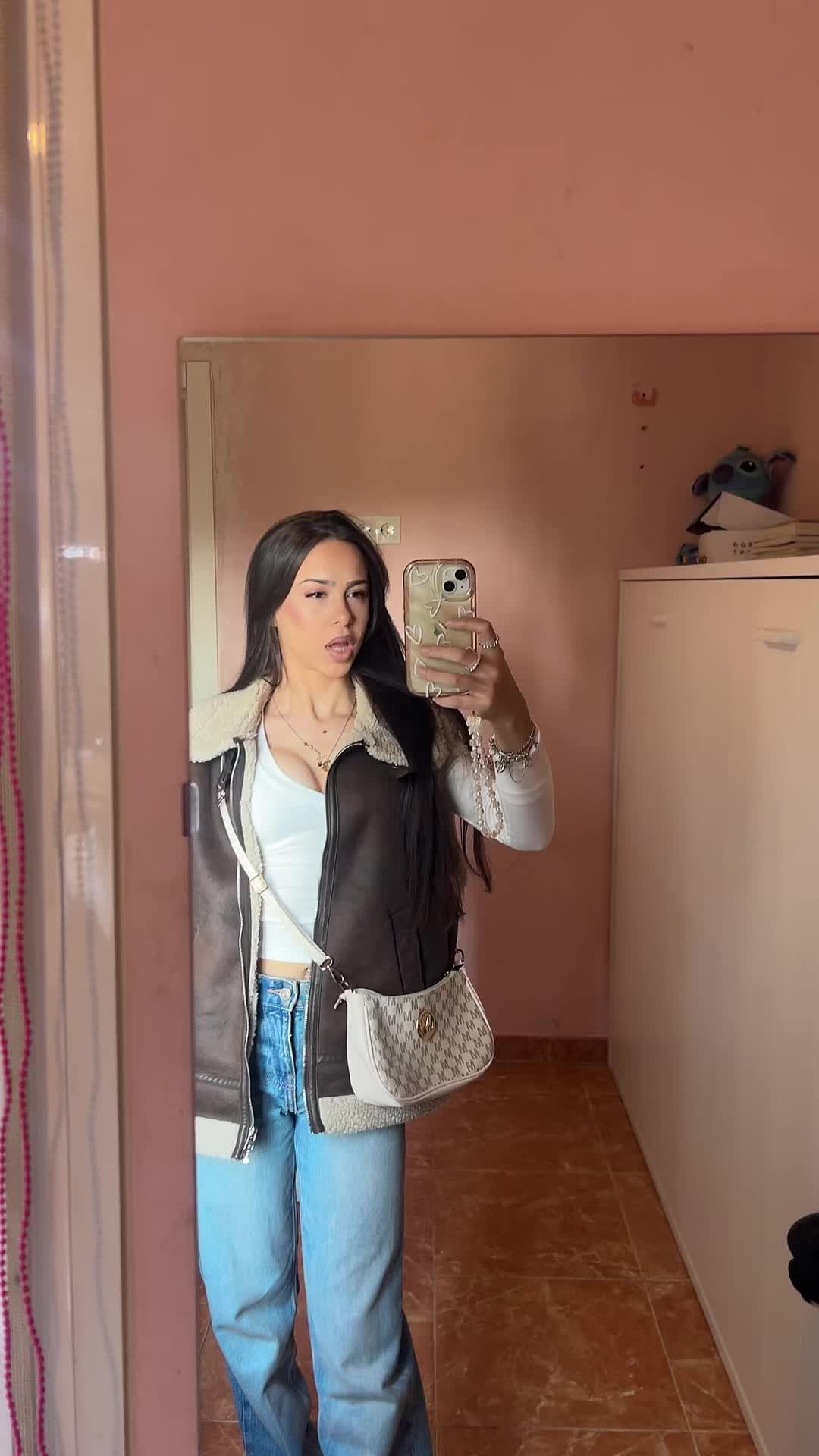@macaareena18_