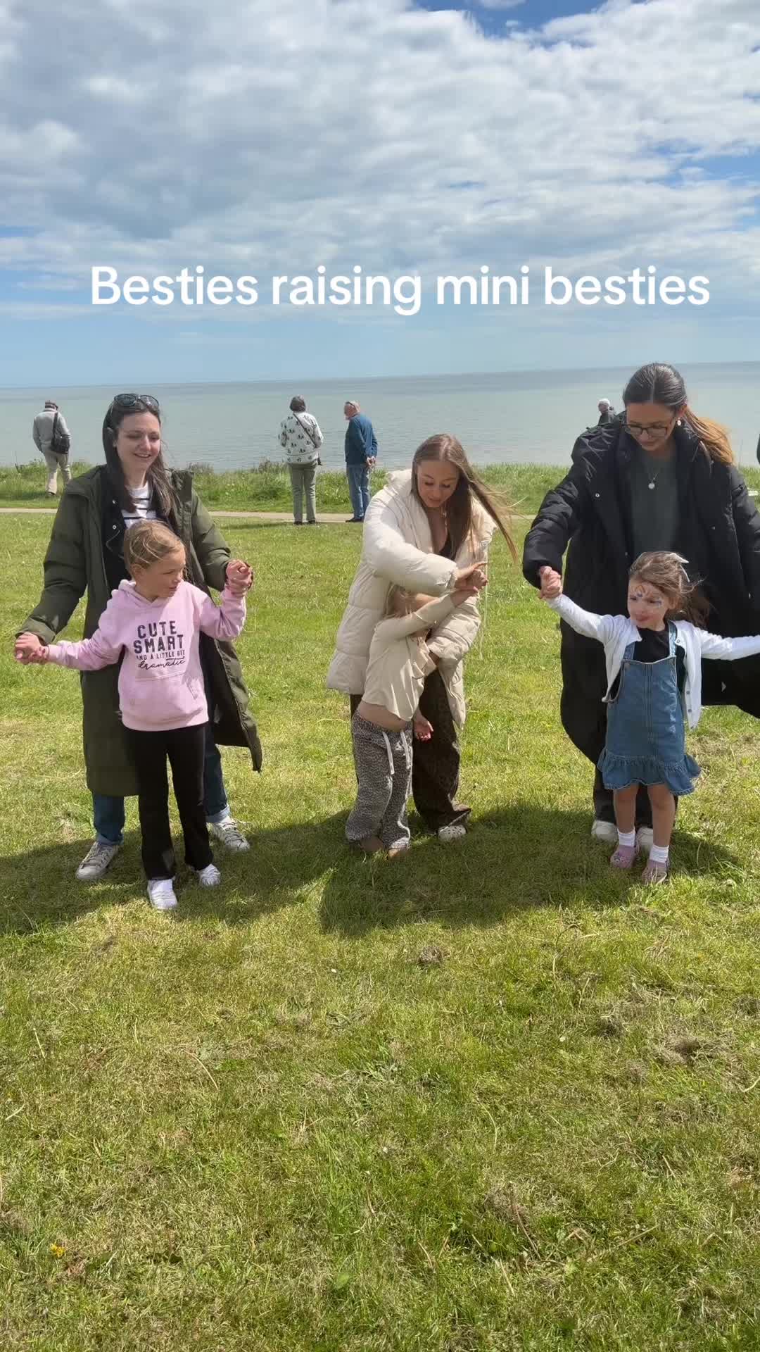 @Dolly | Mum of five | 27 bride