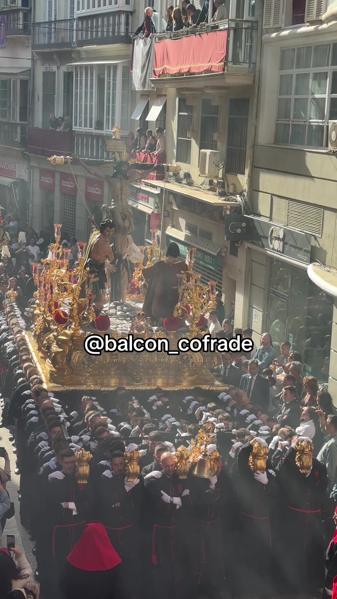 @Balcon_cofrade