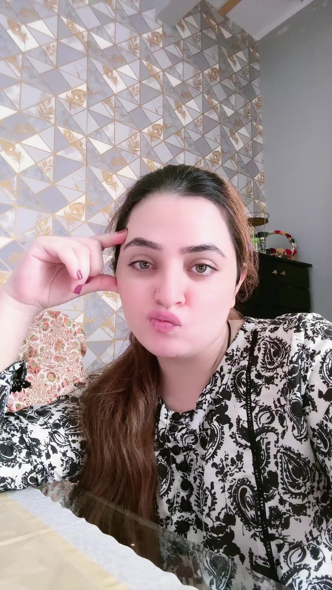 @SaMeErA_💫👑