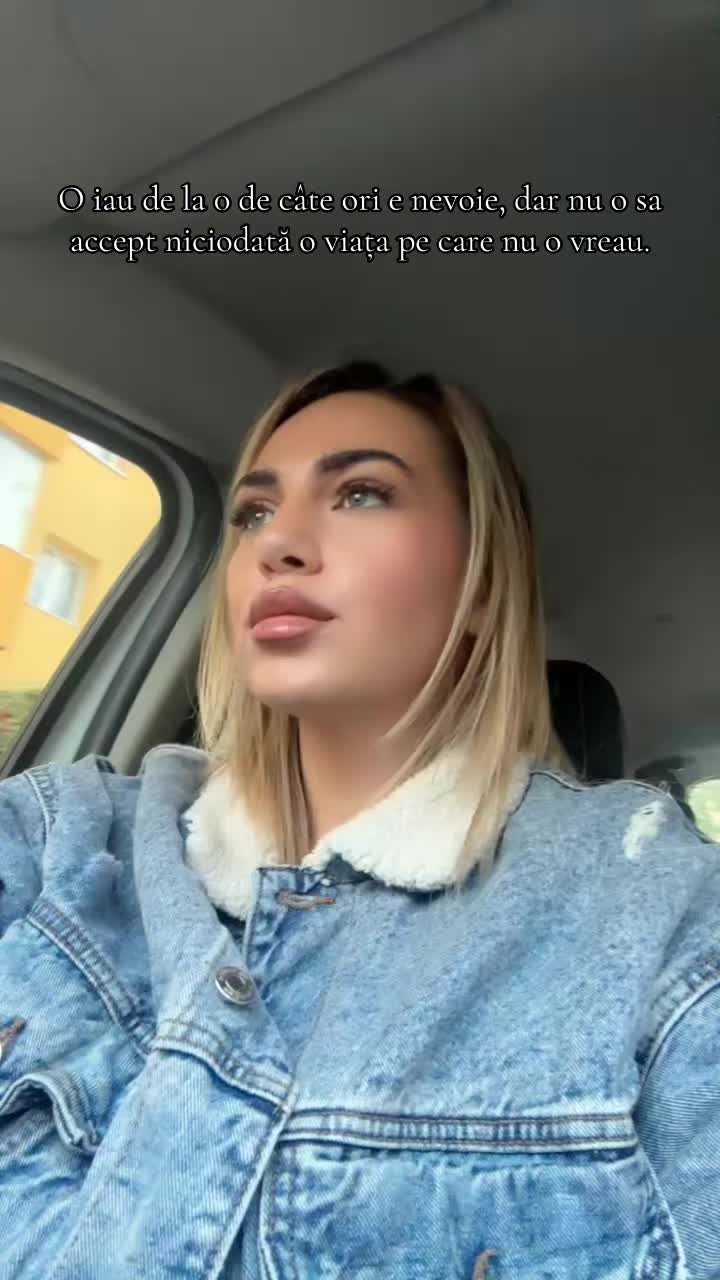 @Larisa Maria