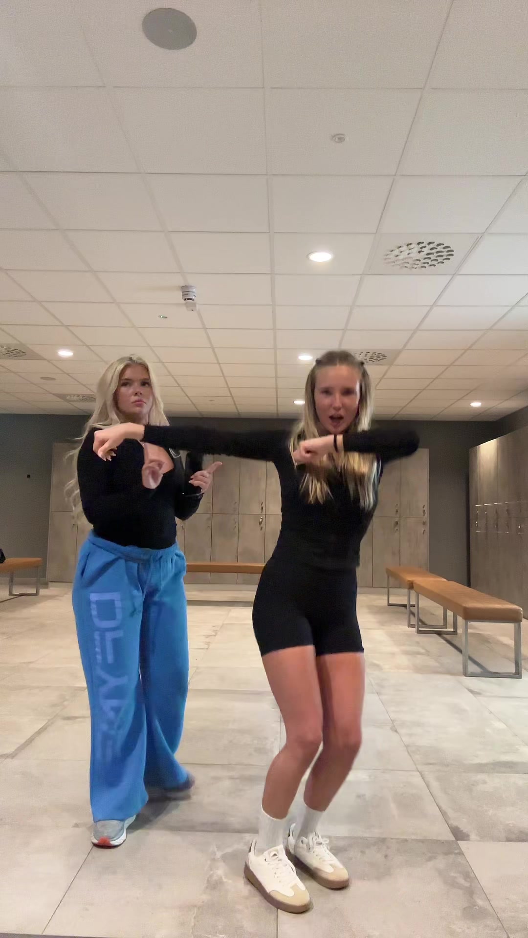 @ellaracecar