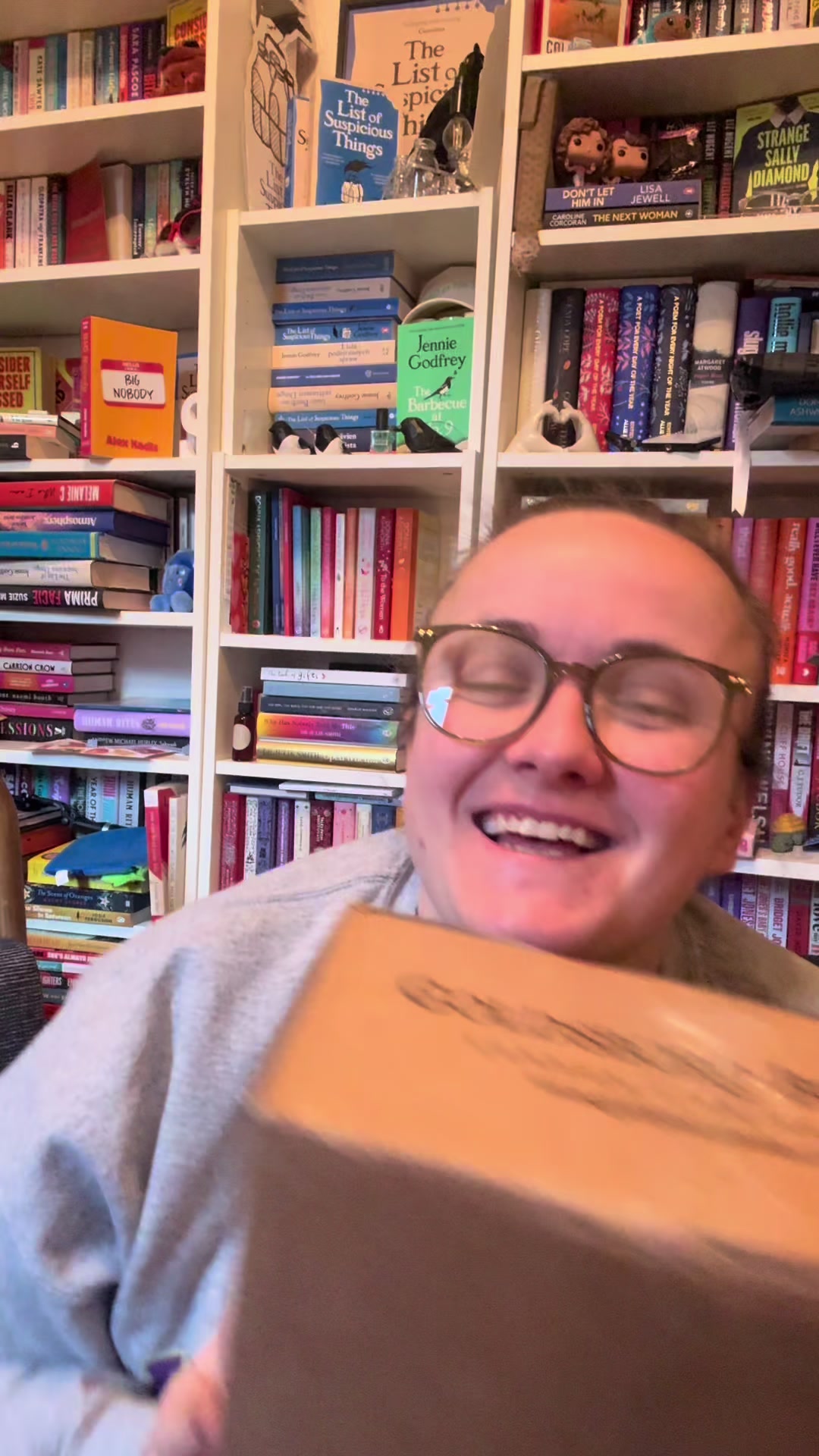 @Tash | BookTok 📚