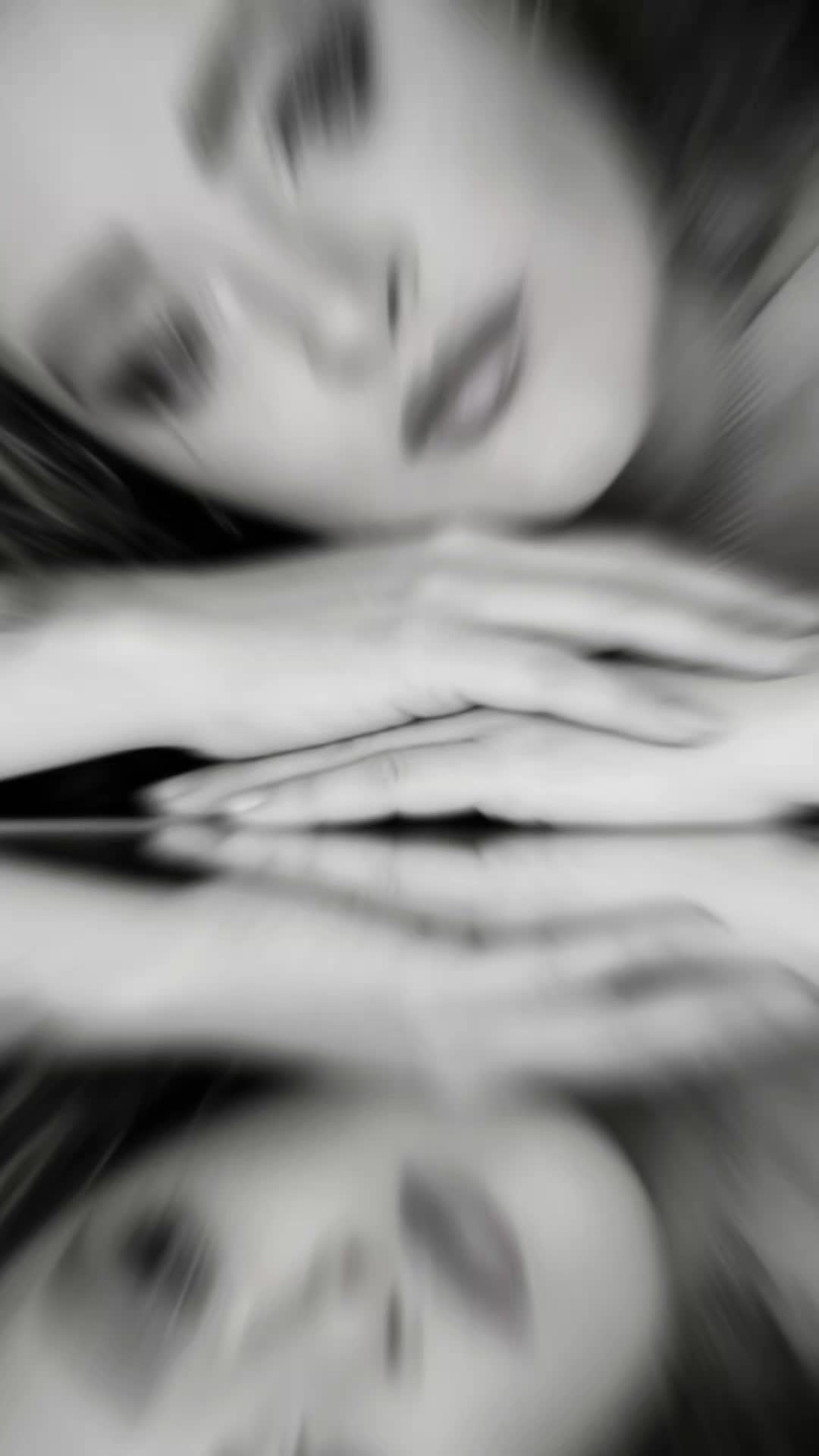 @๐ Sarah Wozza ๐ Prada ๐๐