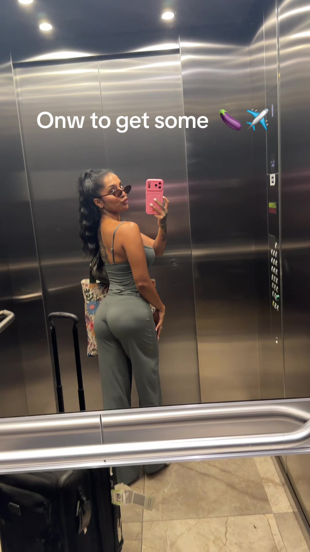 @Yasmina Khan