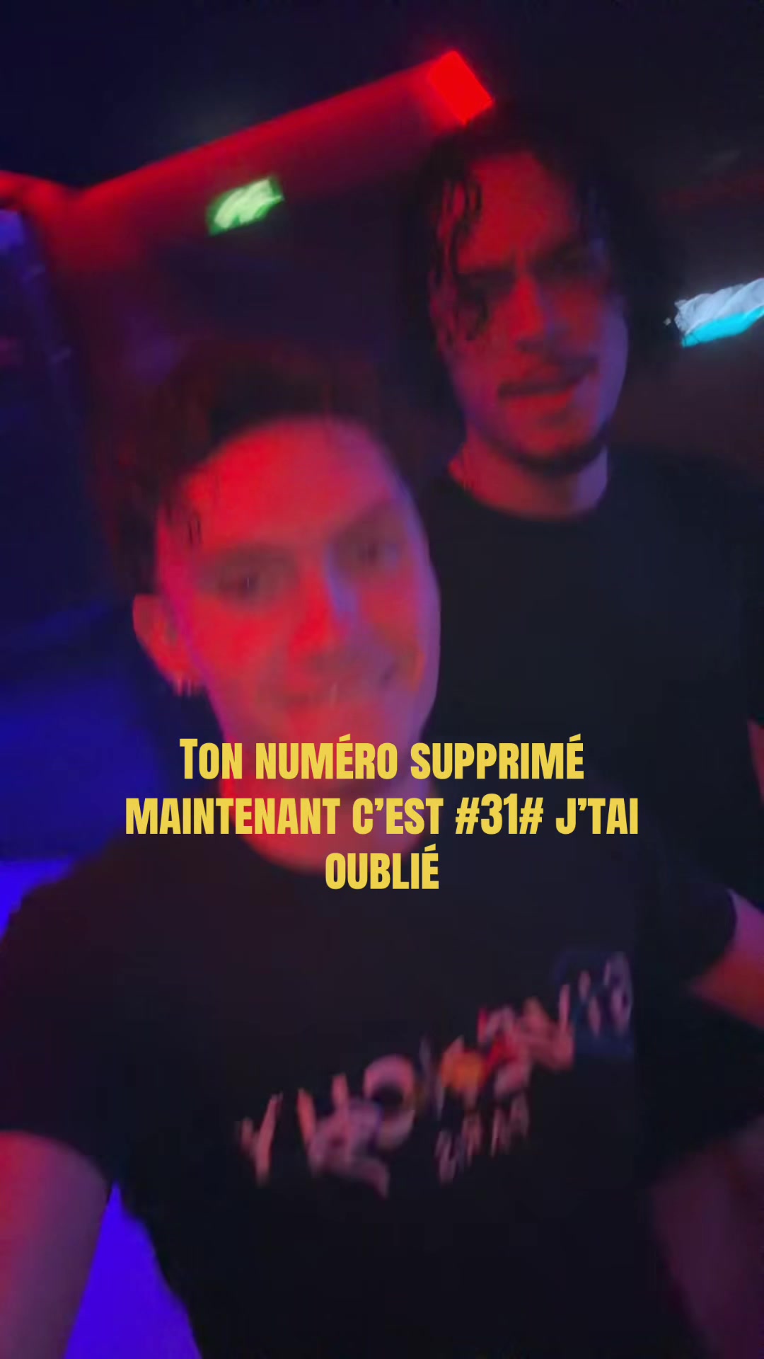 @1whitos 🎩
