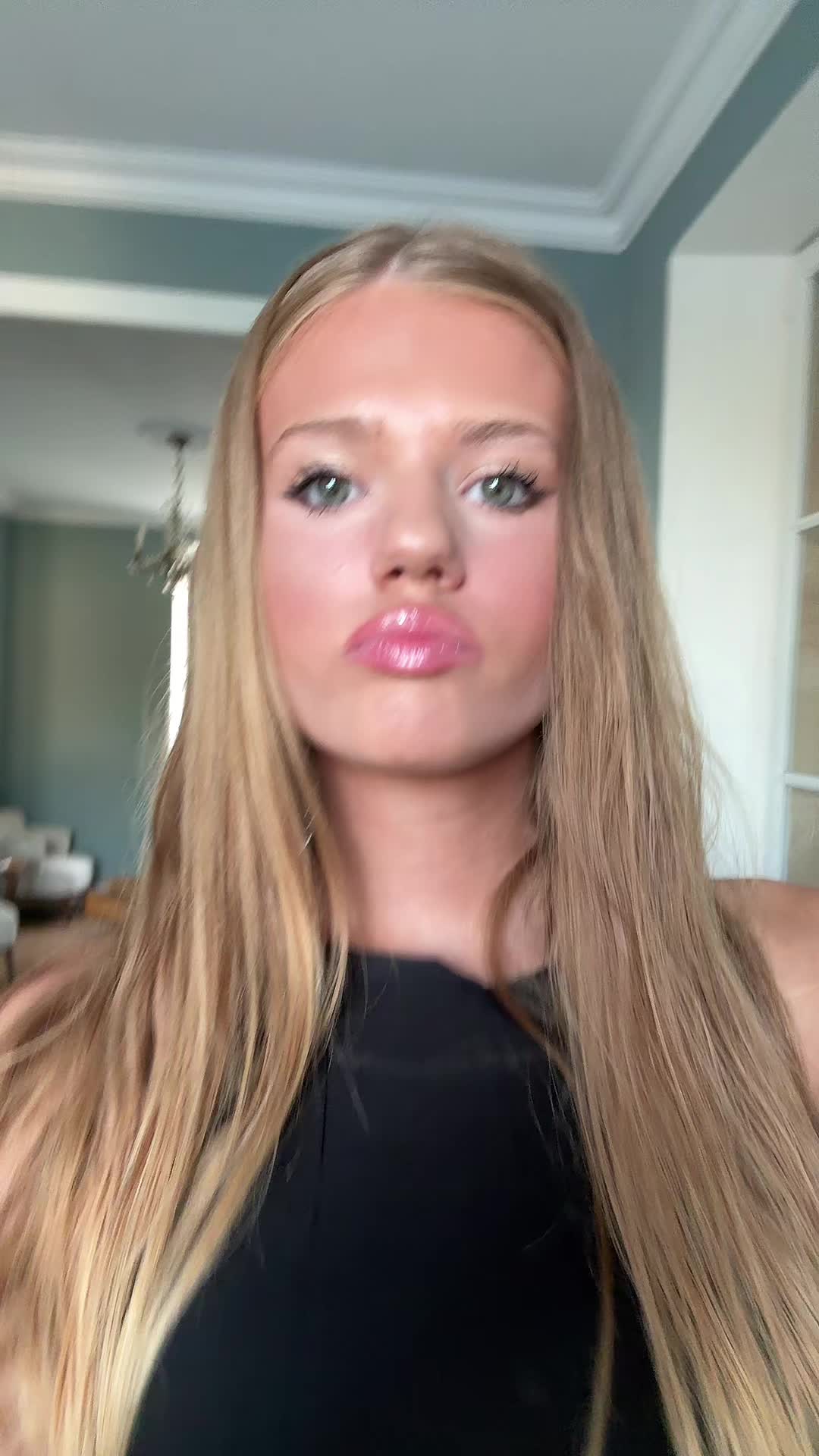 @libertylibbylib