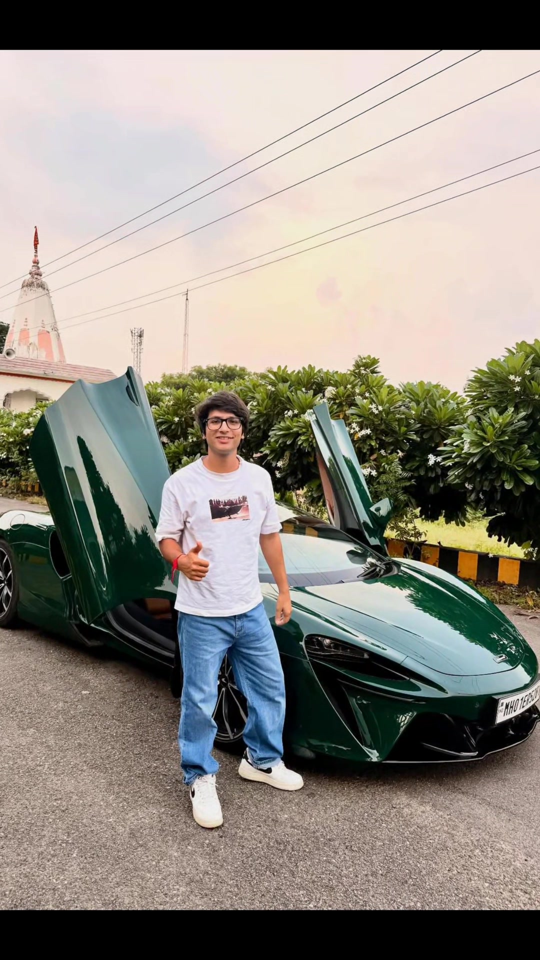 @Sourav Joshi 🤳