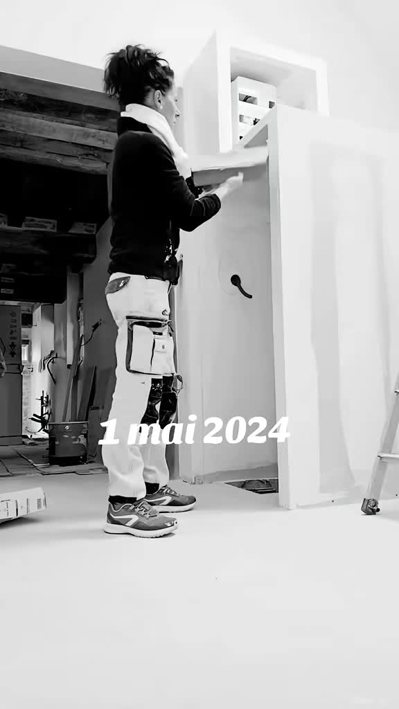 @Sàndriine la peintre 🖌👷♀️