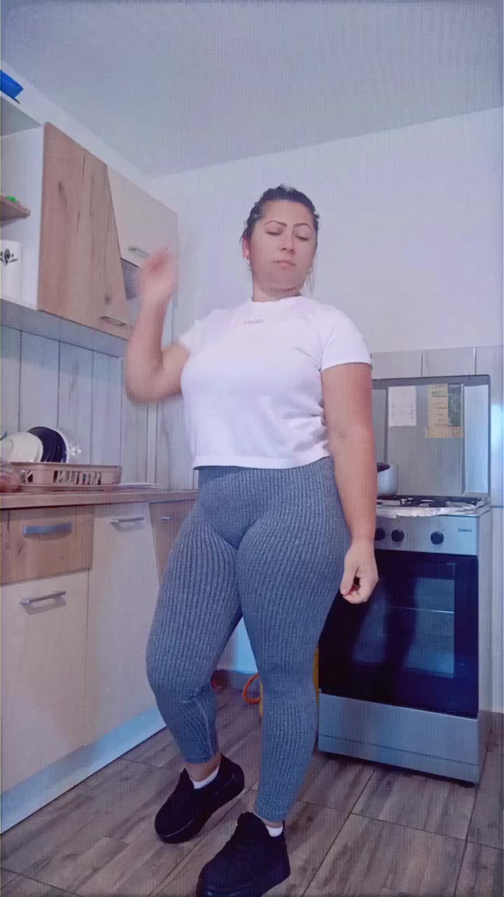@Claudya Szilagyi