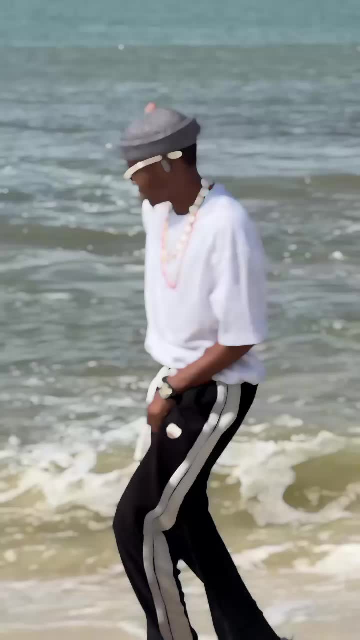 @BRICE👨🦲🧢