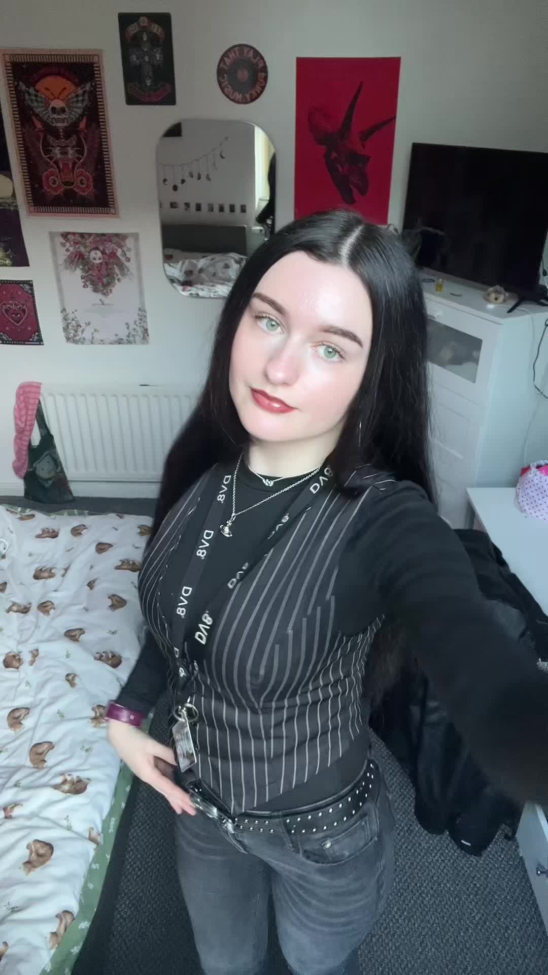 @🖤🦇Katie🦇🖤