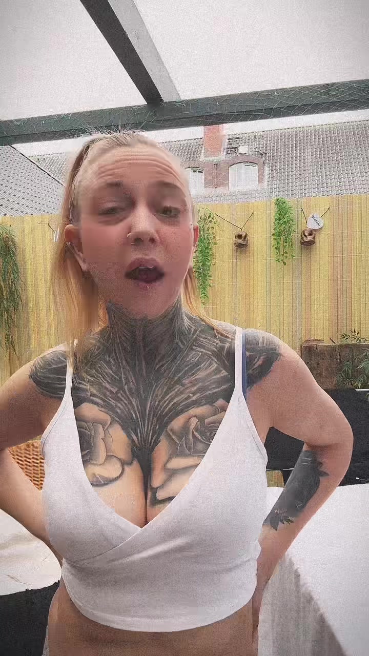 @Unsympathisch😏😈