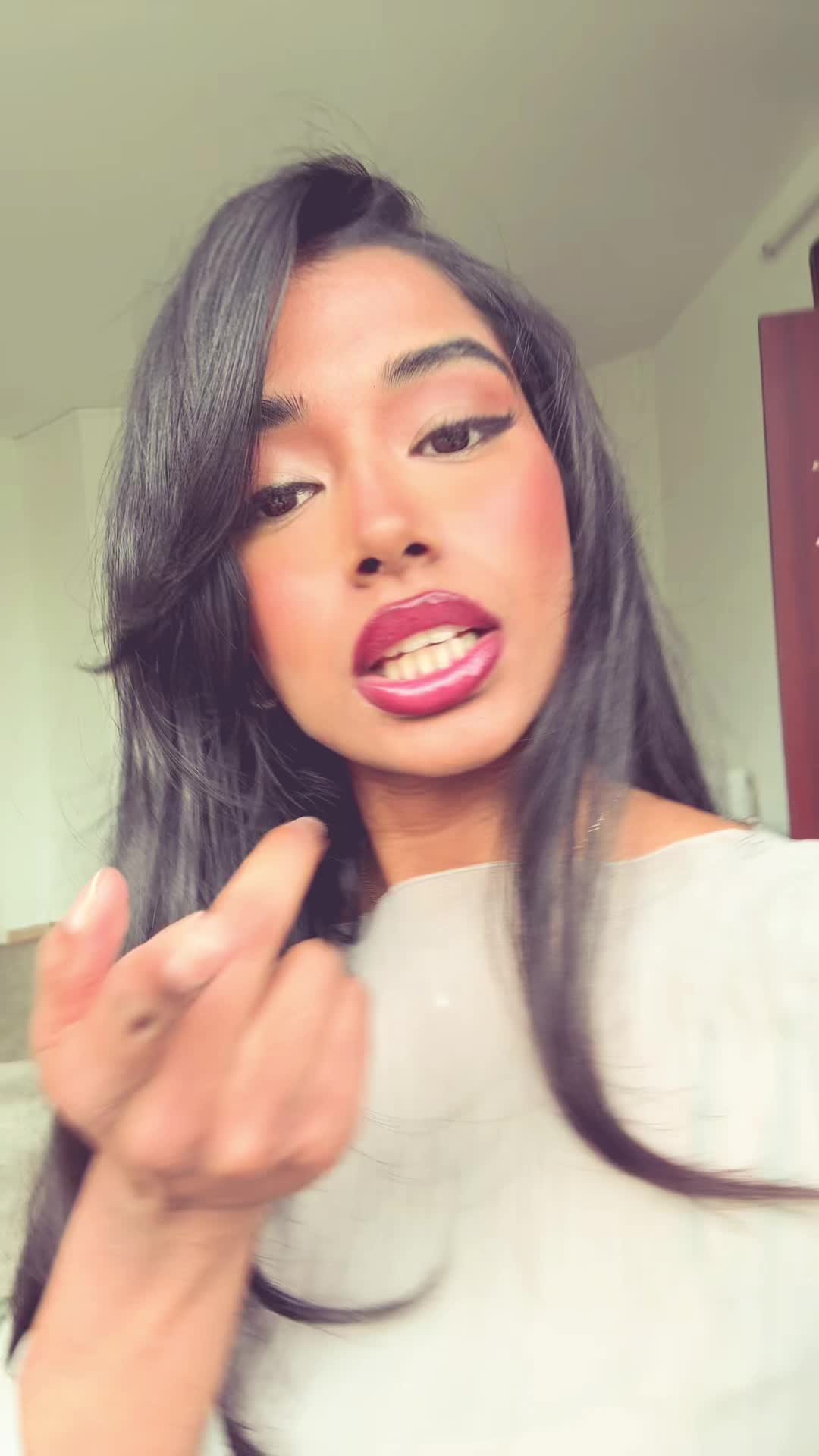 @Paviviii