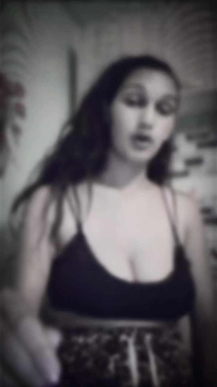 @🌺 įøąňą 🌺