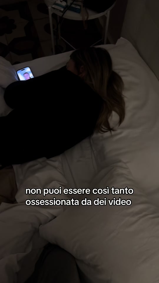 @👩🏼