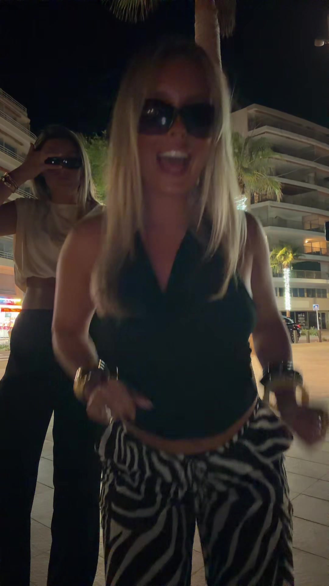 @Bellabus