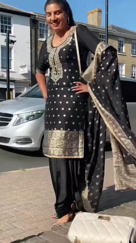 @Salvindher Kaur 🧿 G