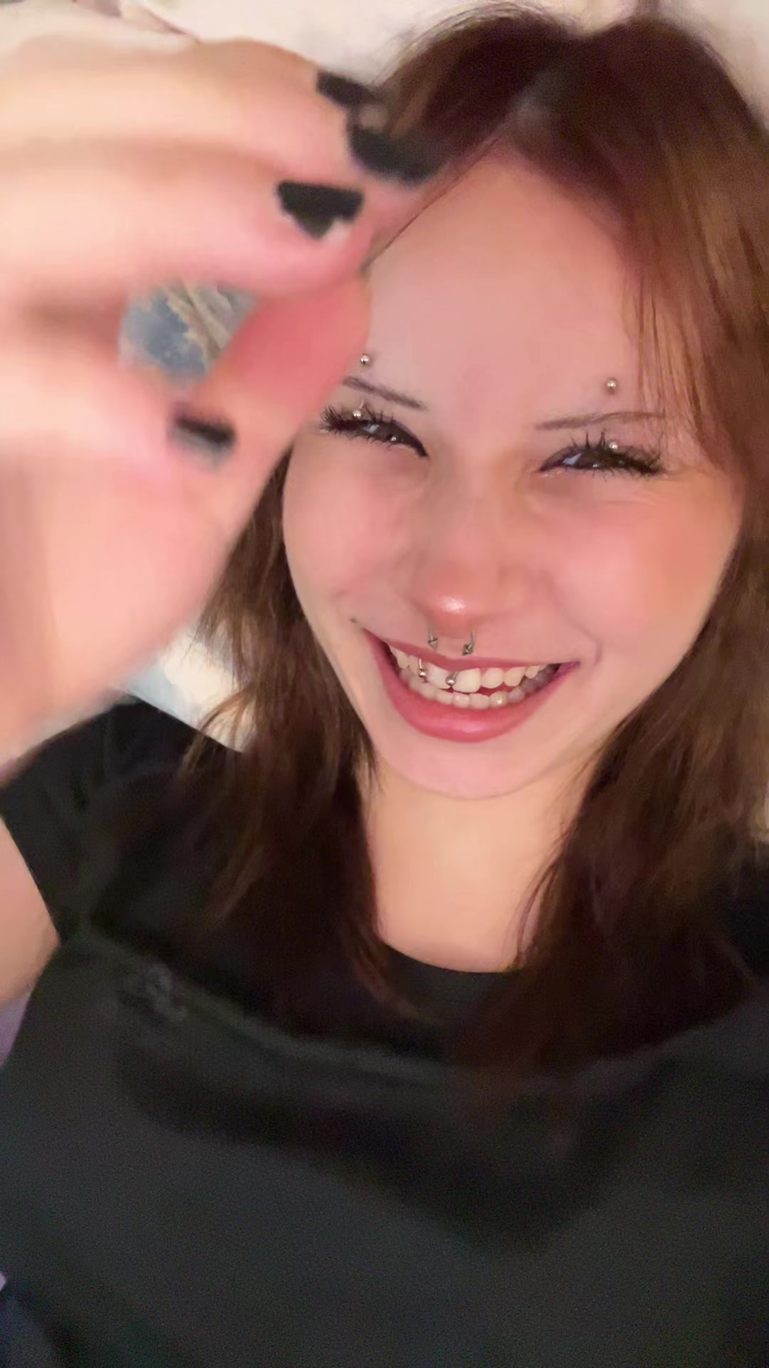 @CALLMEV☣️