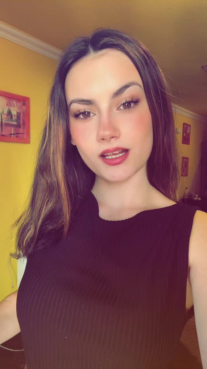 @🫂💋
