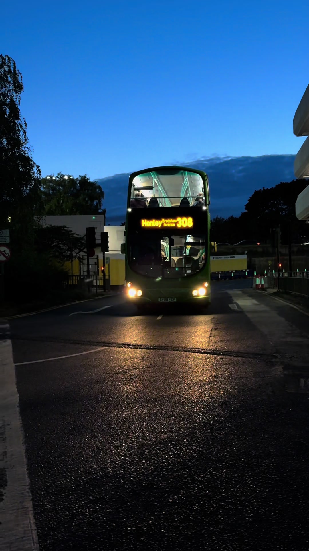 @Bus_train_enthusiast