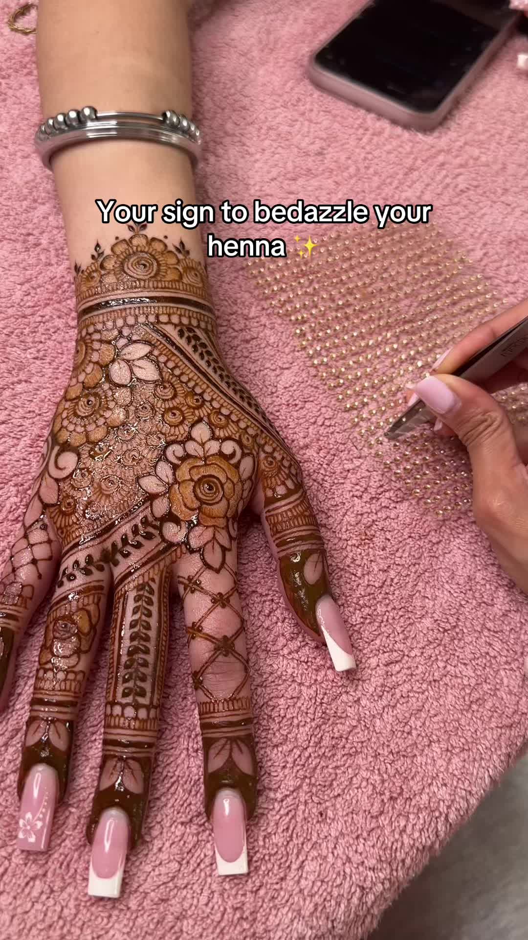 @Henna By Harmeet ✨