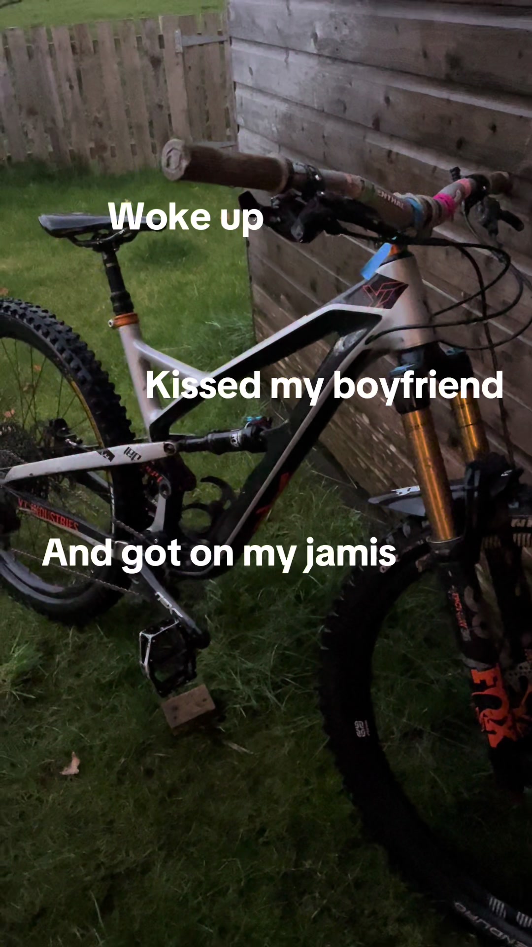 @Max🏂🚵♂️