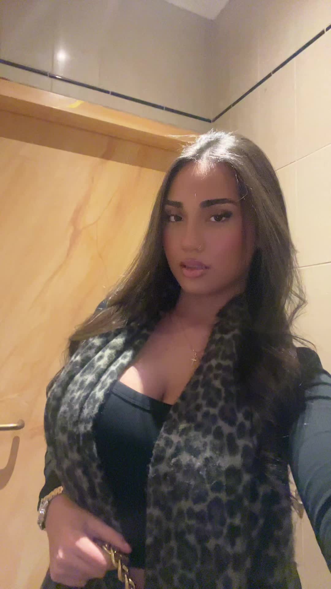 @già