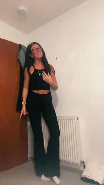 @debs🪩💃