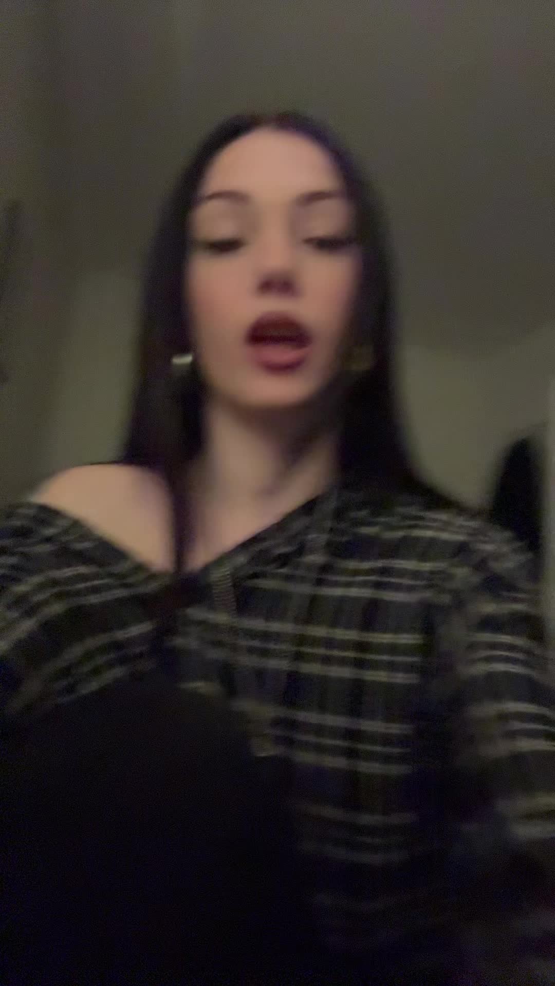 @nadine