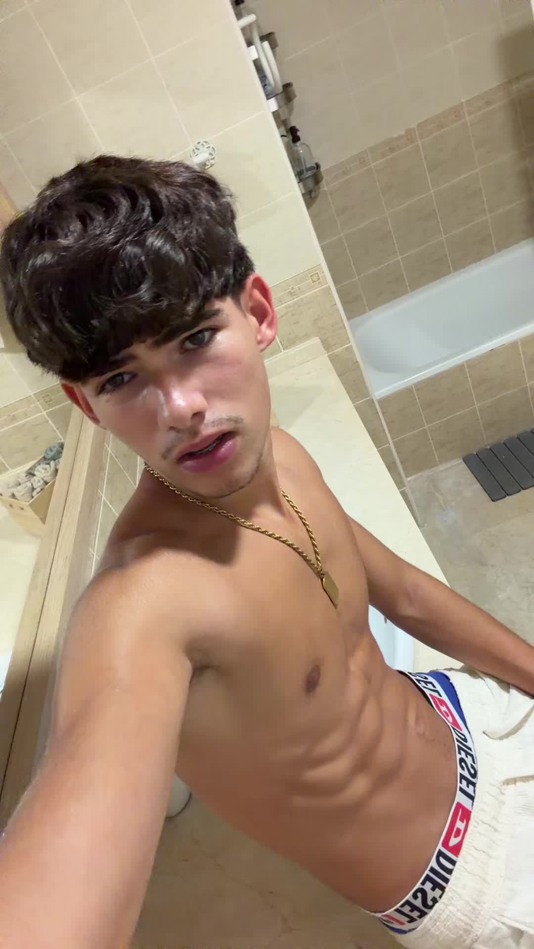 @aidanortizz