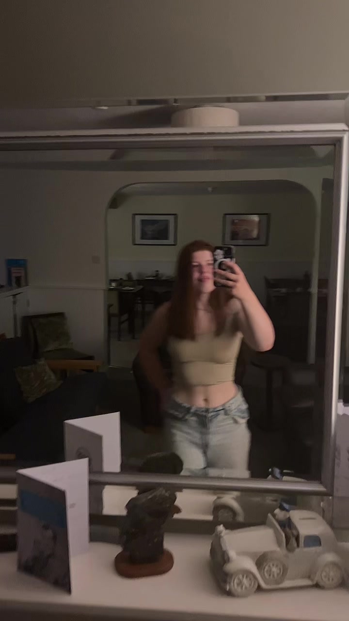 @Ella