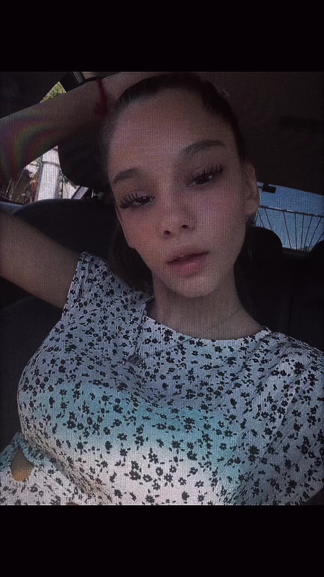 @🦋