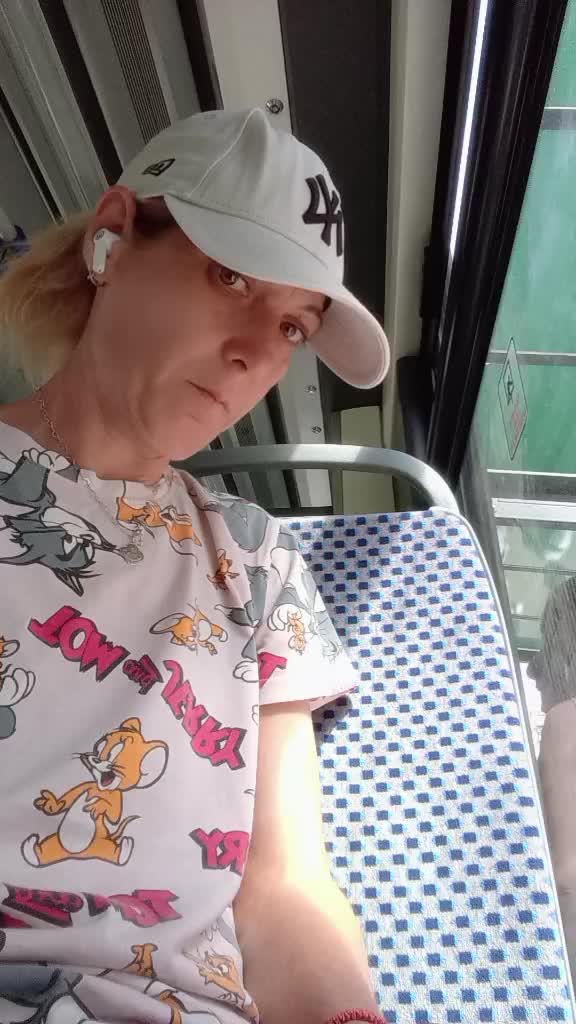 @Ana Florentina