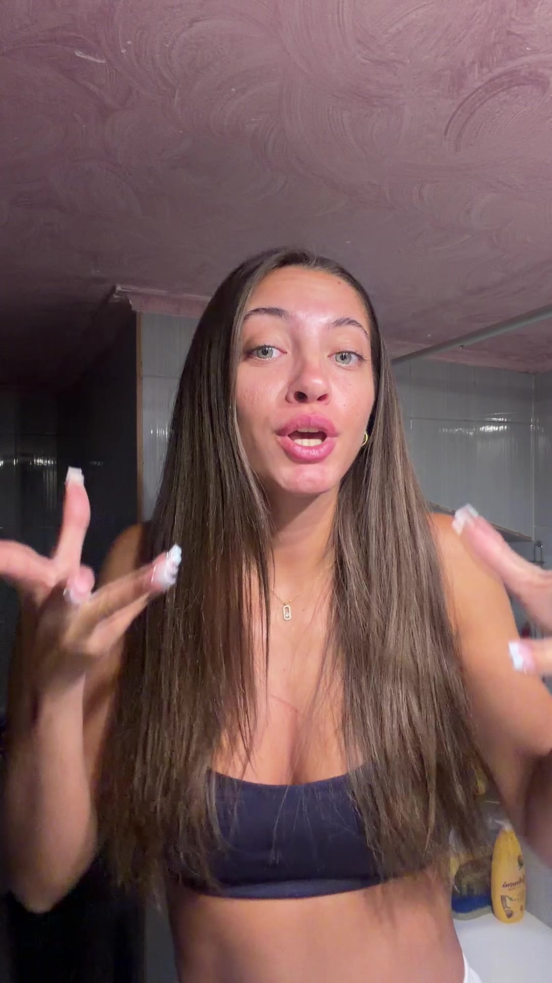 @chrysa