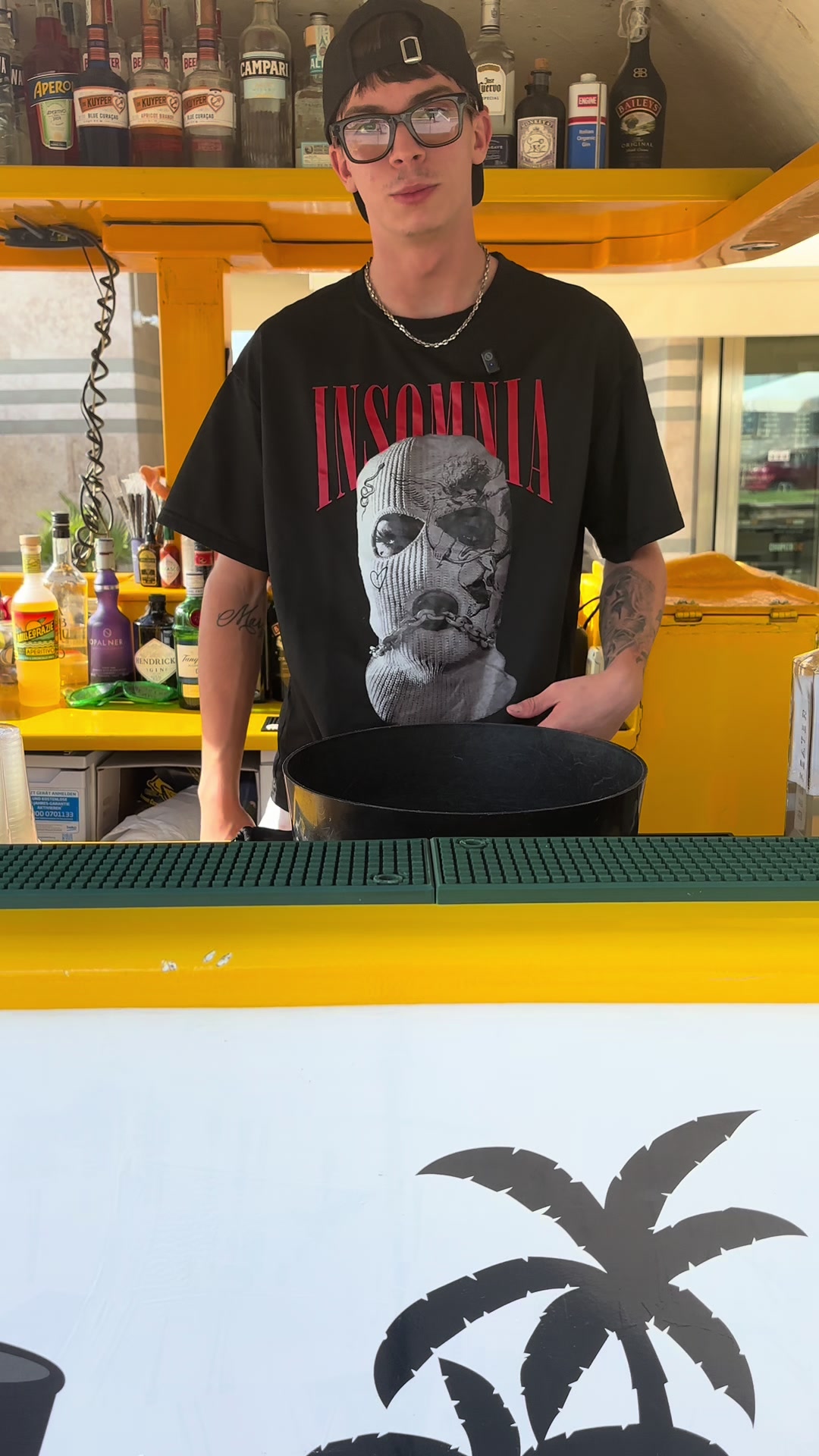 @begobehindthebar