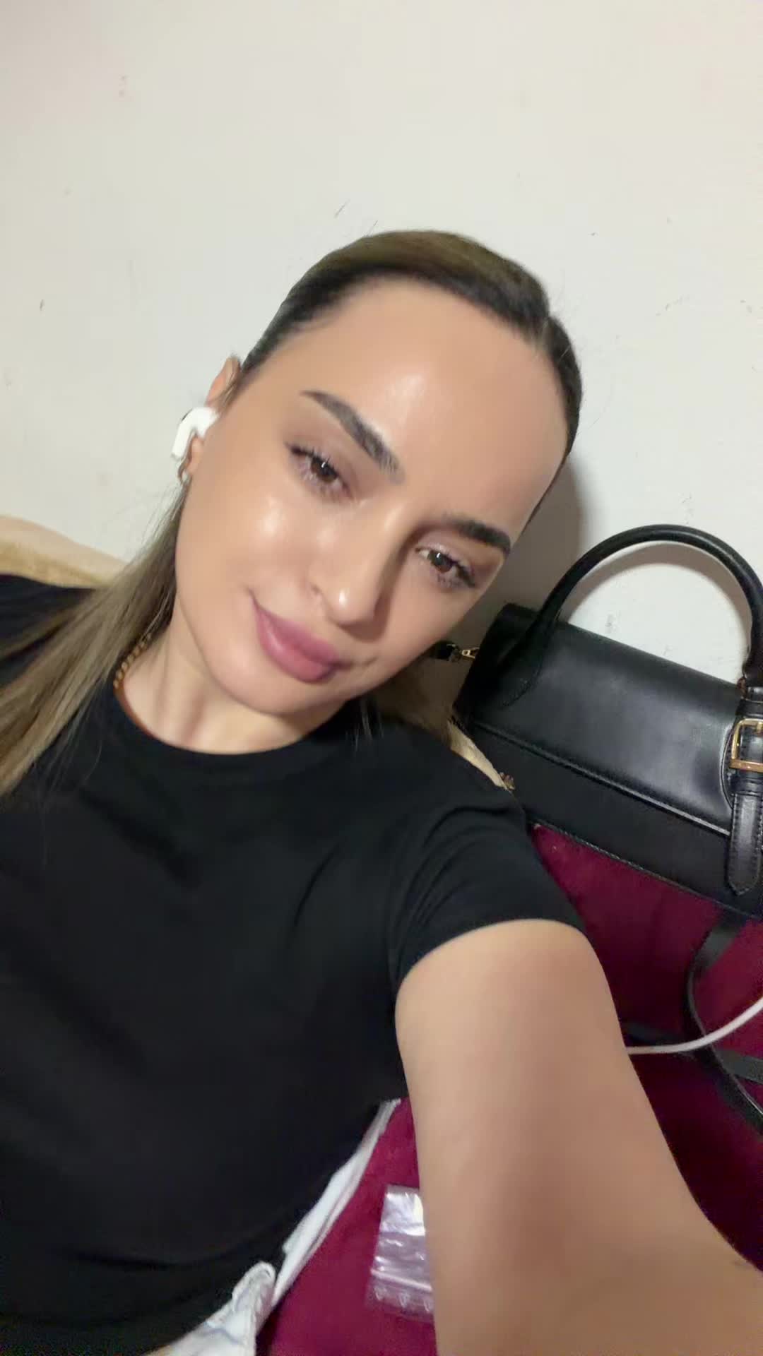 @Just E