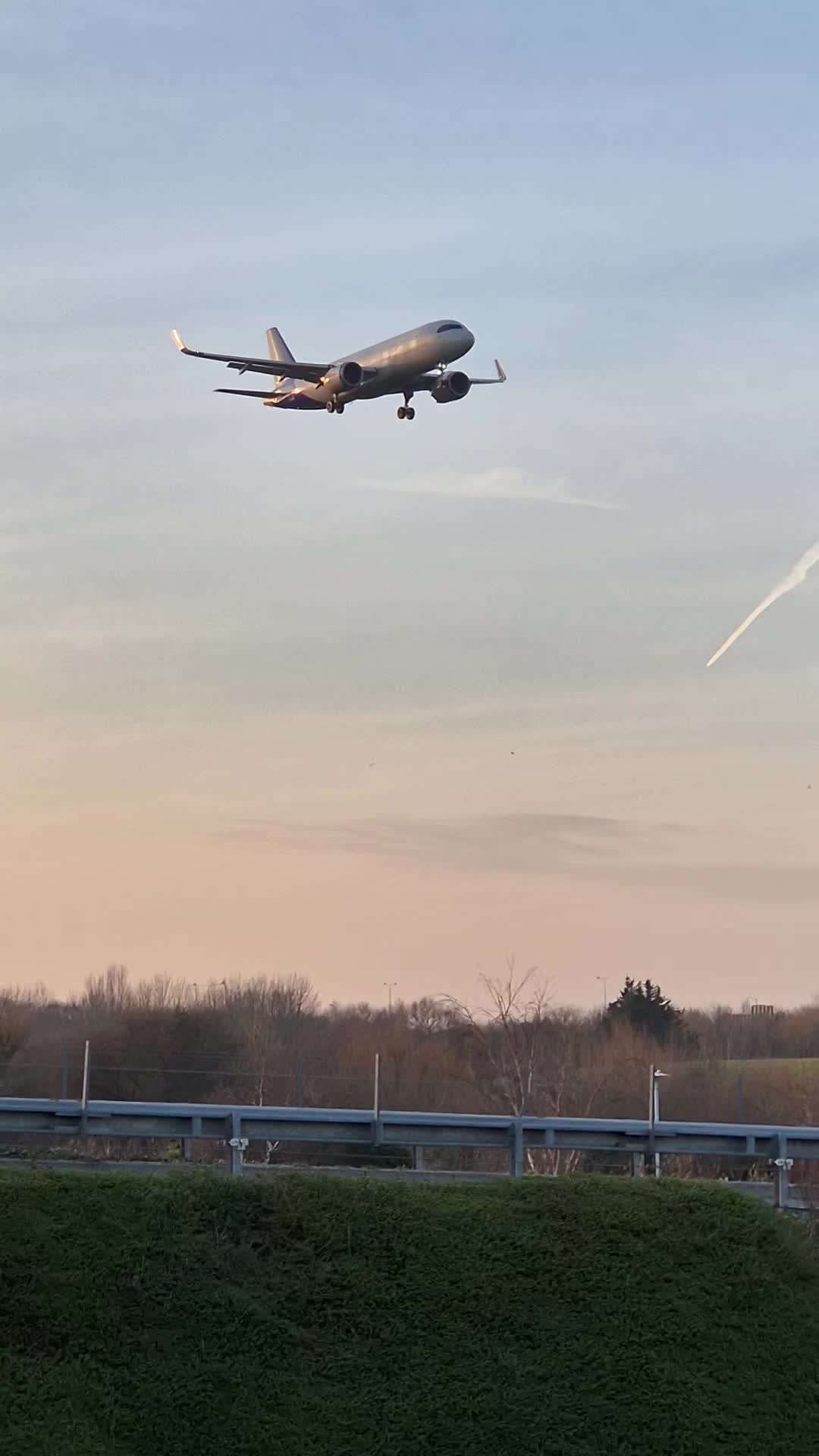 @✈️Planeguy777 ✈️