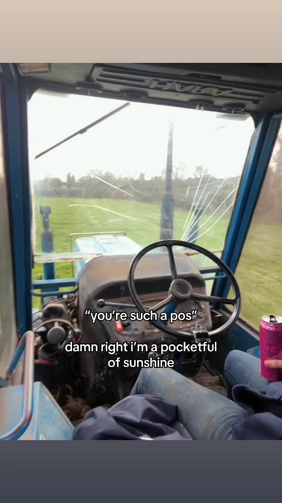 @Willow Astill🚜🌾🤠