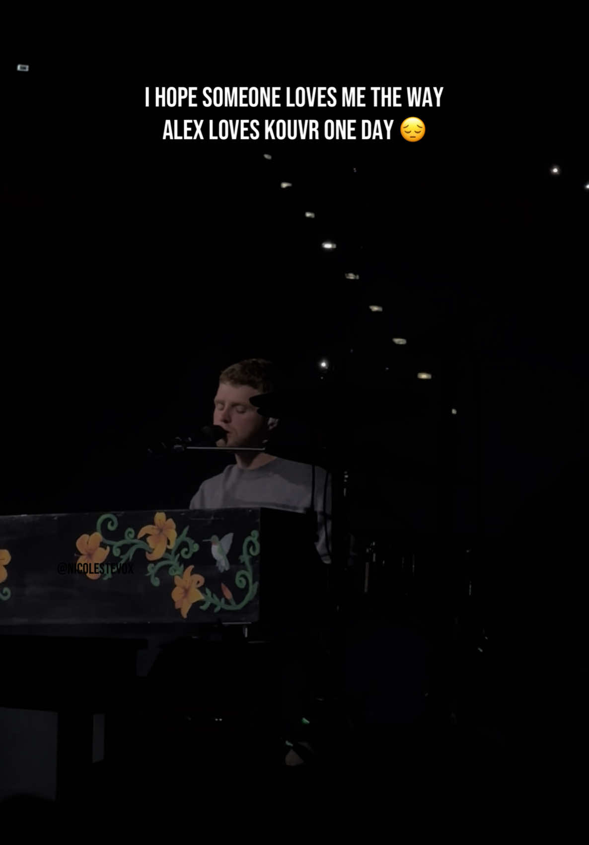 @Nicole ❯❯❯❯