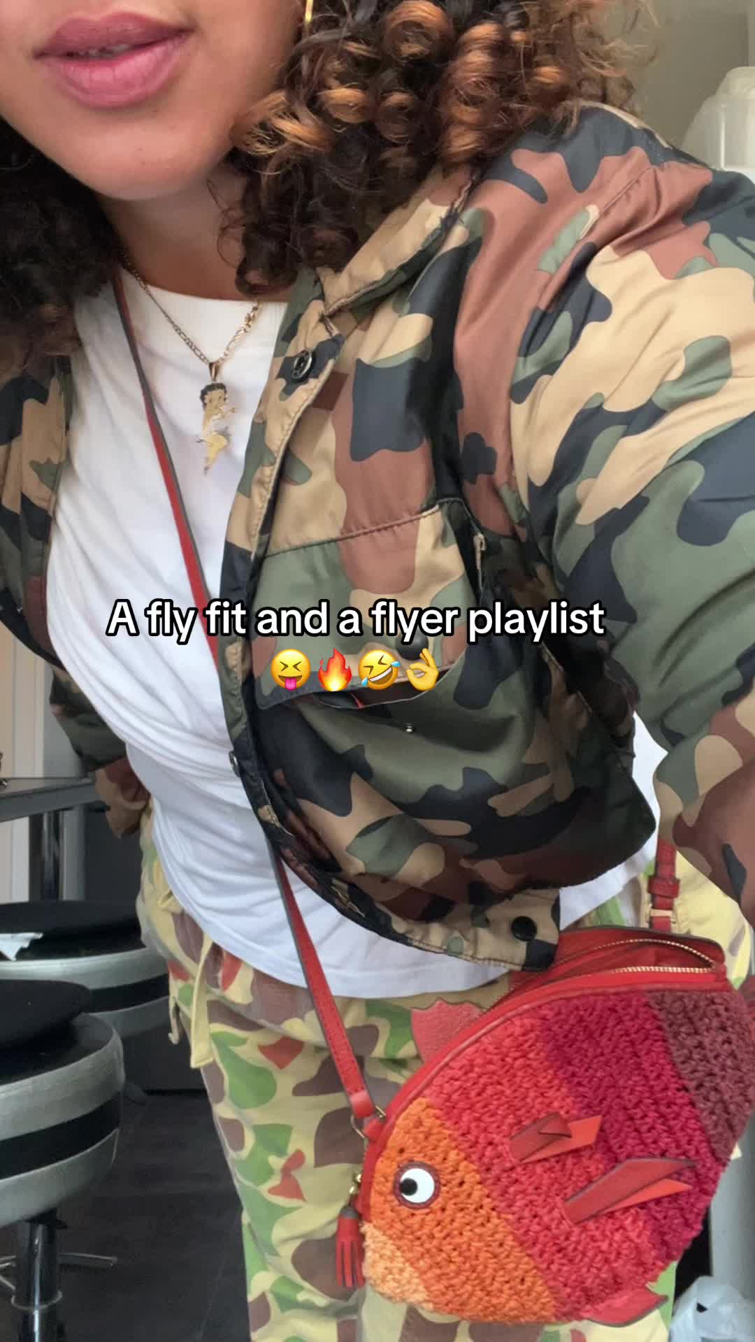 @Whats in the headphones? 🎧 ✈️
