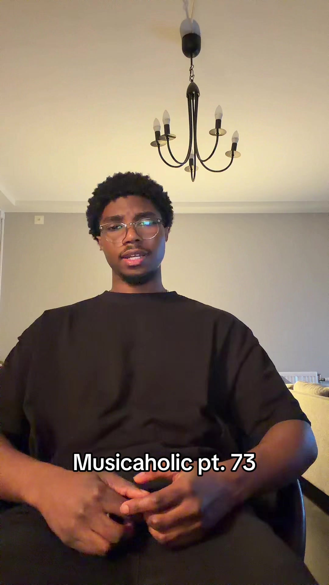 @「🕴🏾」