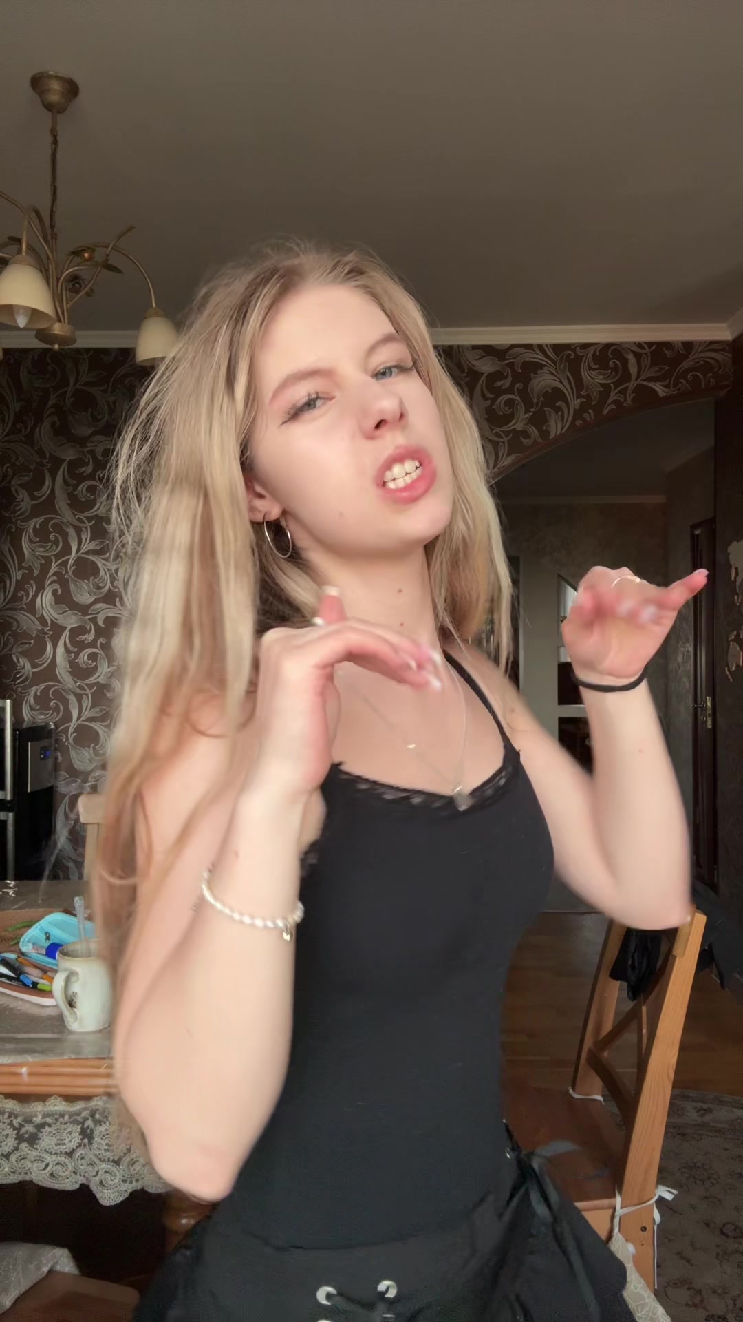 @Никуша