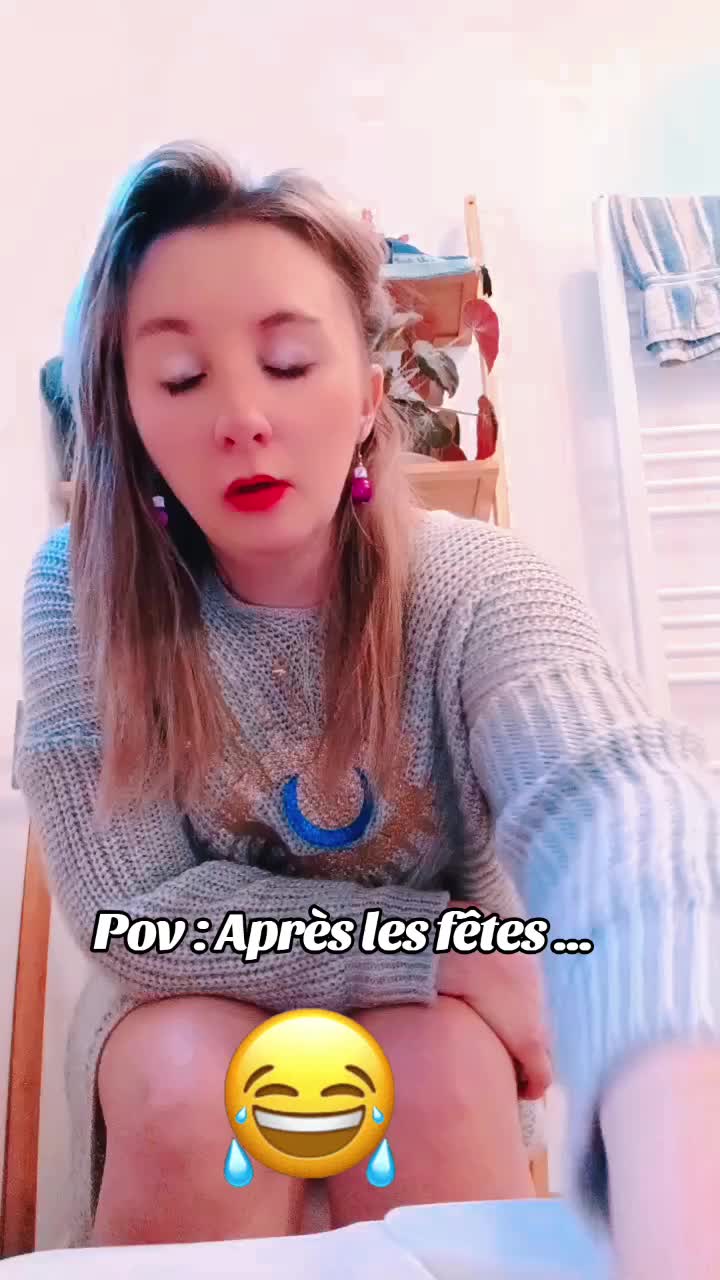 @𝓢𝓪𝓷𝓭𝔂 𓆩დ𓆪 ⋆
