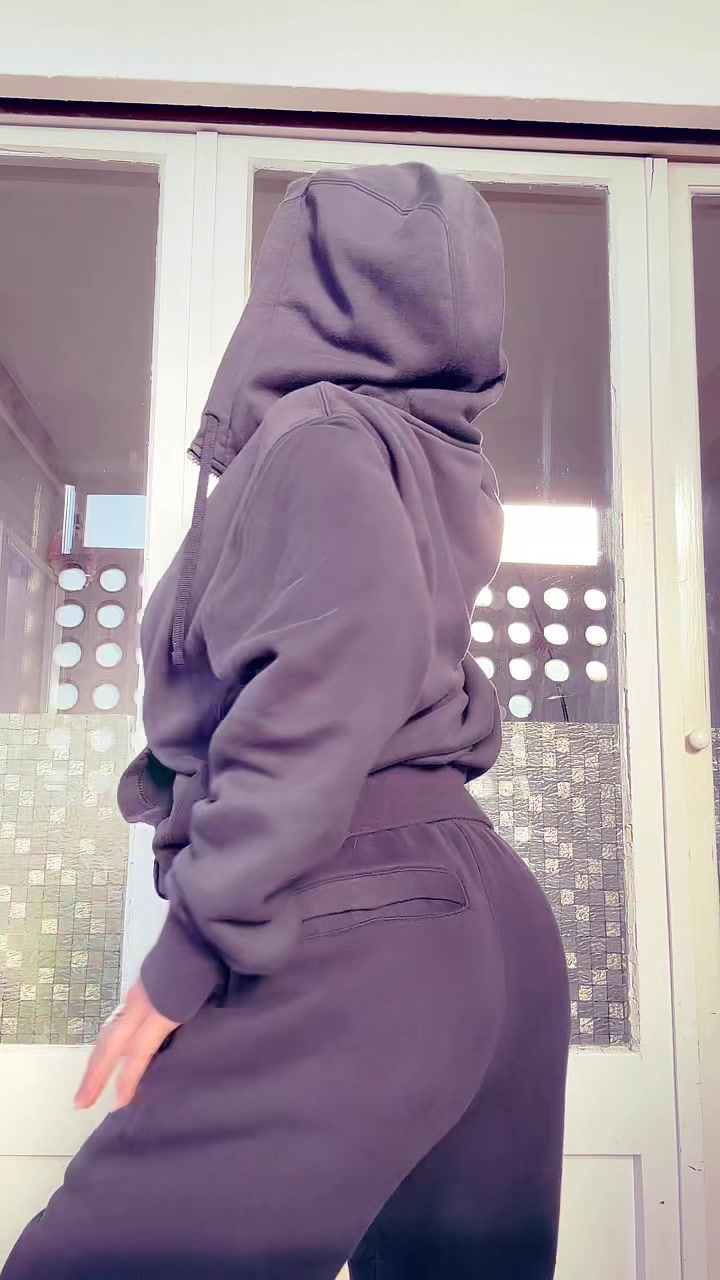 @Sisyyyyy
