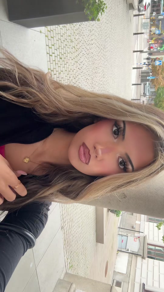 @ᕓ𝒾𝒸𝓀𝒾