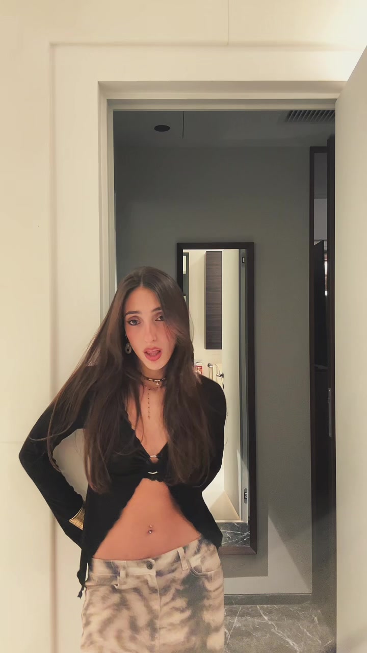 @vicky🌻