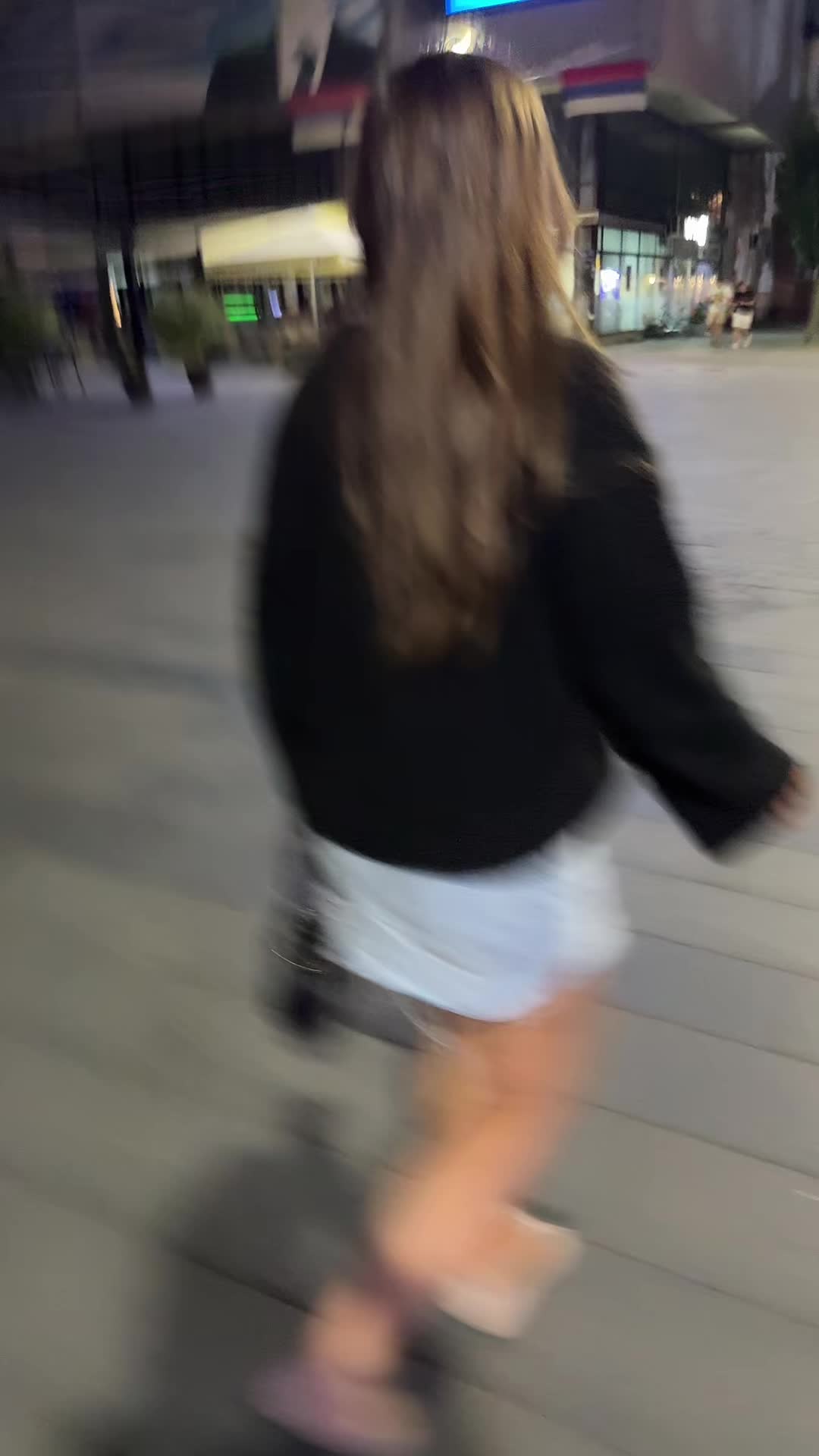 @👀