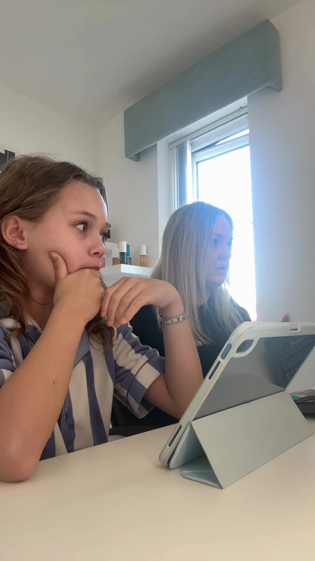 @inbrookesworld_withMum